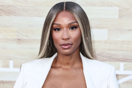Savannah James